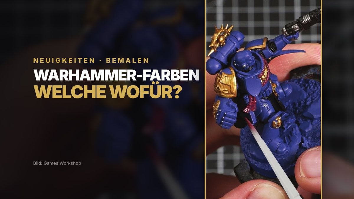 Space-Marine-Miniatur wird in Blau bemalt