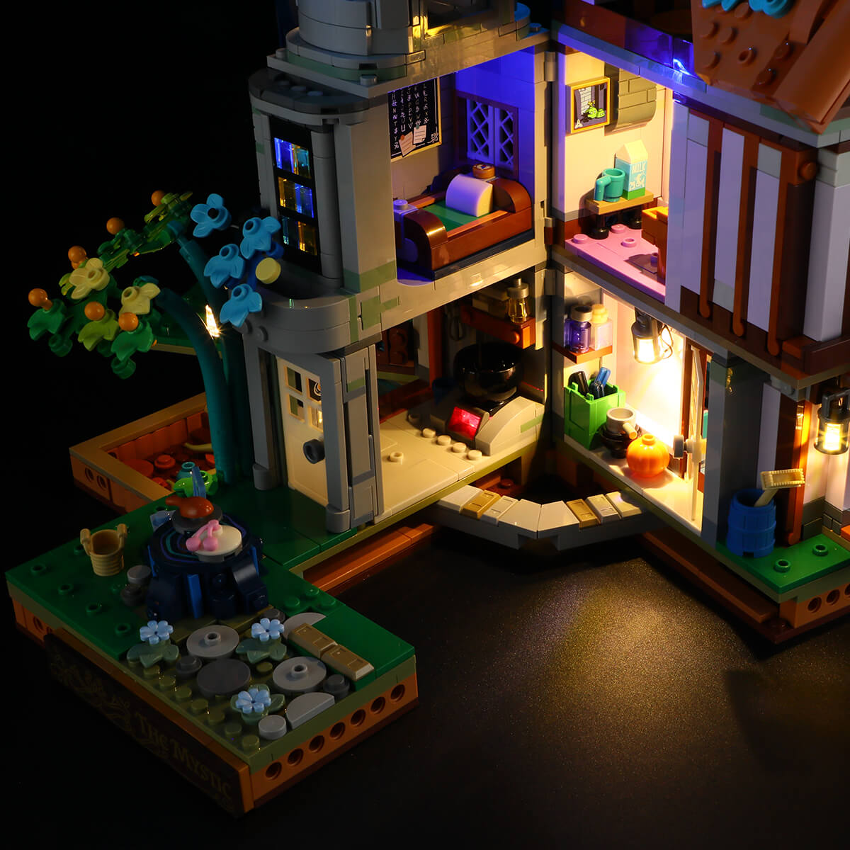 Lumibricks 20006 Sylvan Inn Klemmbaustein-Modell, Detailaufnahme des Innenraums